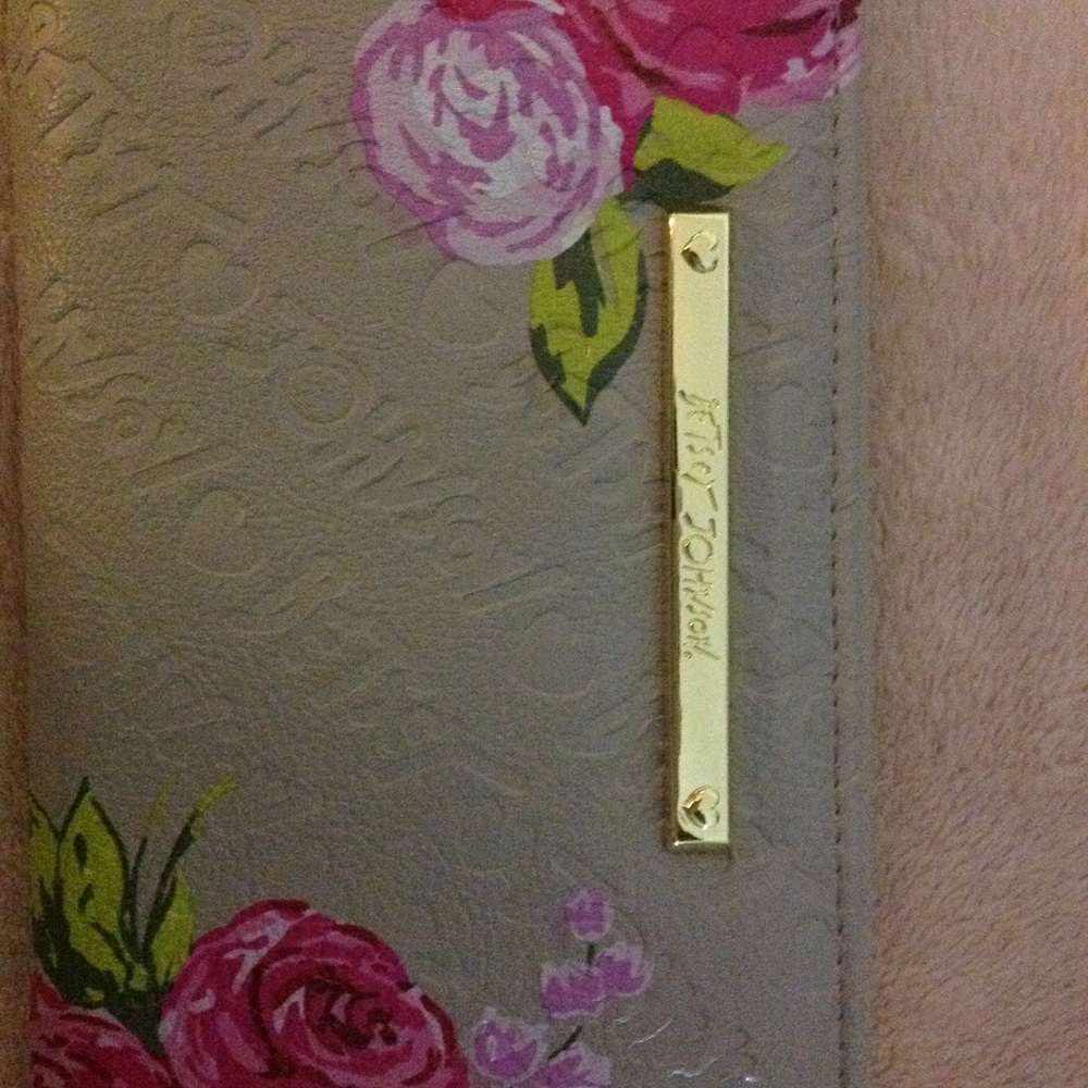 ๐ผ Betsey Johnson zip around wristlet/wallet - Picture 5 of 8